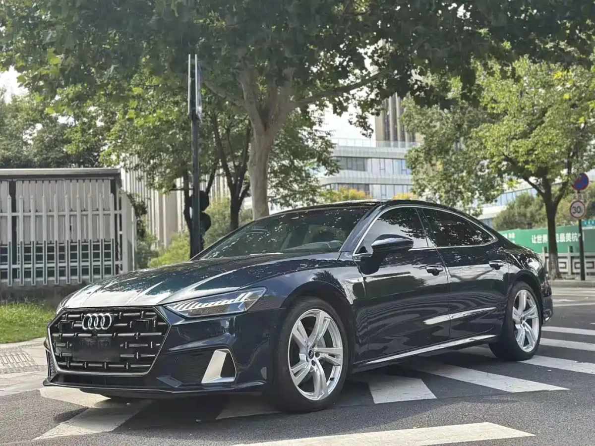 AUDI A7L