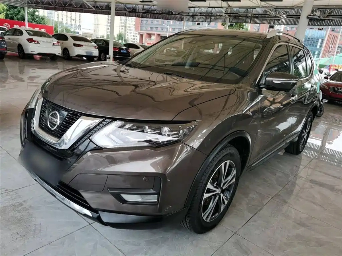 NISSAN X-TRAIL