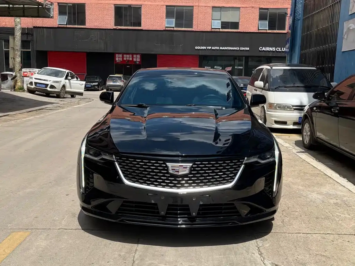 CADILLAC CT4