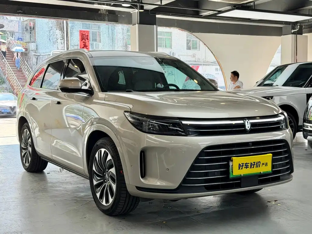 HUAWEI HARMON AITO M7  2022