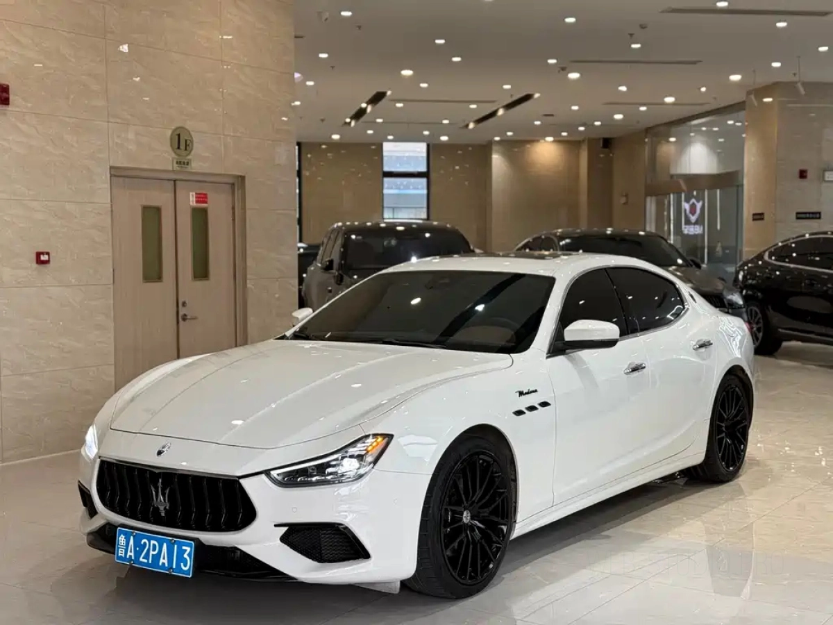 MASERATI GHIBLI  2023