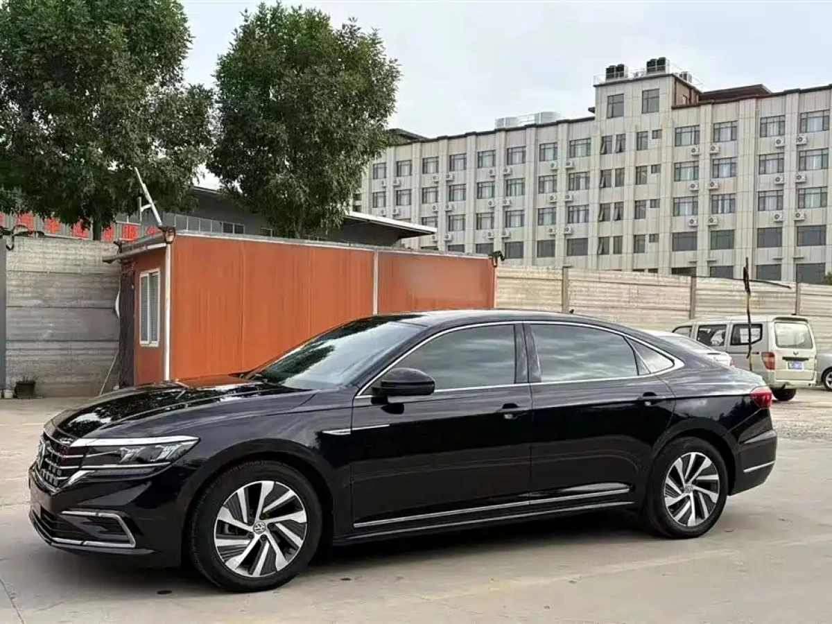 VOLKSWAGEN PASSAT NEW ENERGY  2020