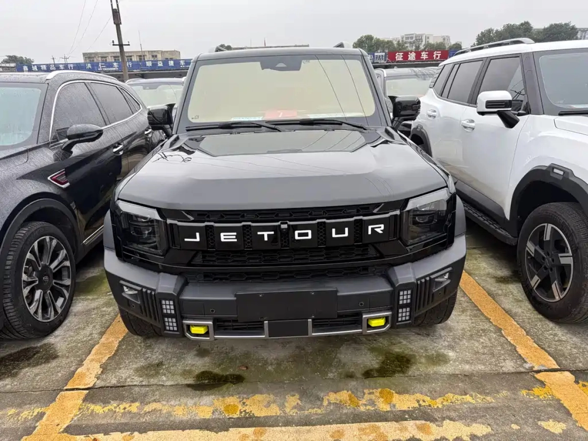 JETOUR TRAVELLER  T2