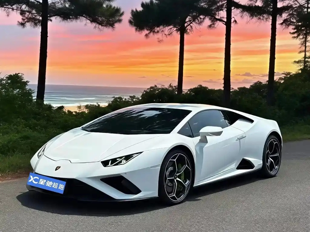 LAMBORGHINI HURACAN  2021
