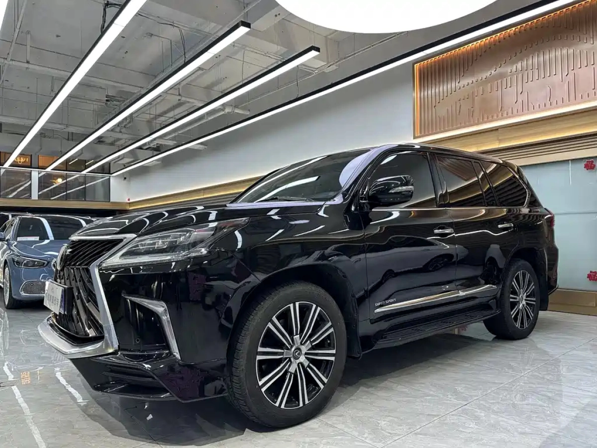 LEXUS LX