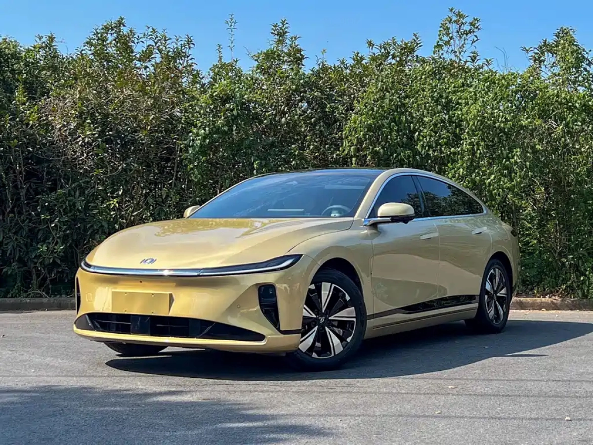 CHANGAN QIYUAN A07  2023