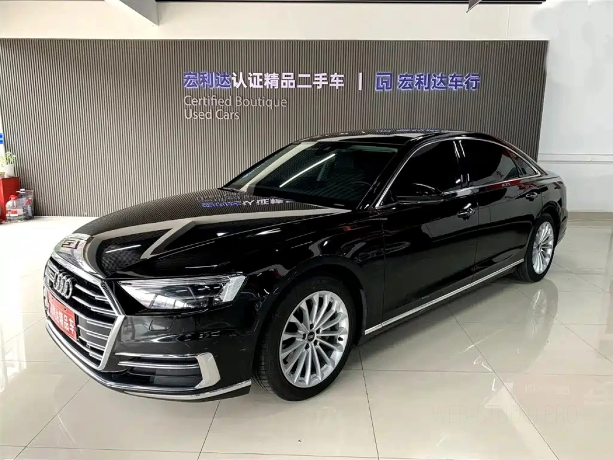 AUDI A8