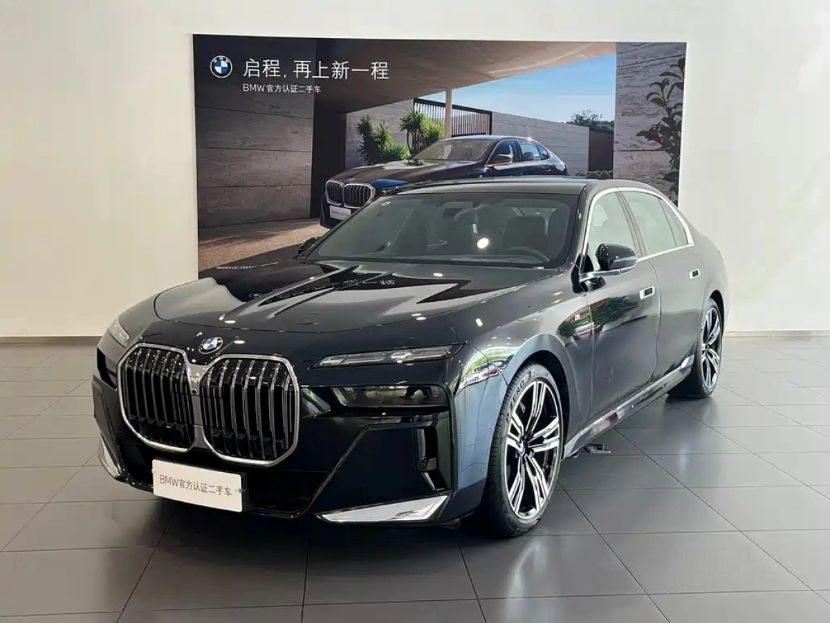 BMW 7-SERIES  2024
