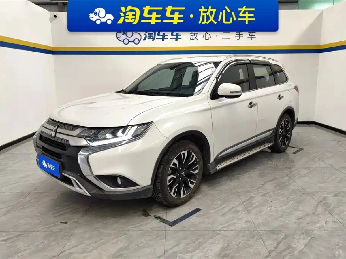 MITSUBISHI OUTLANDER  2019