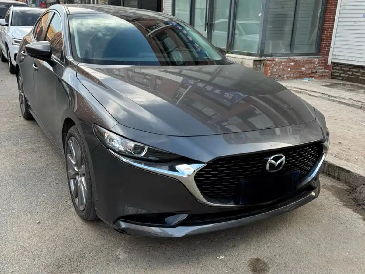 MAZDA 3 AXELA