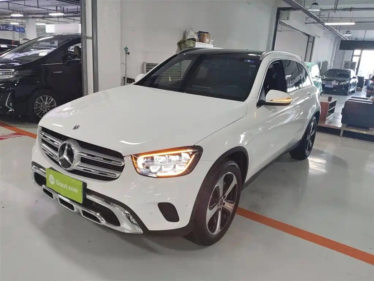 MERCEDES BENZ GLC