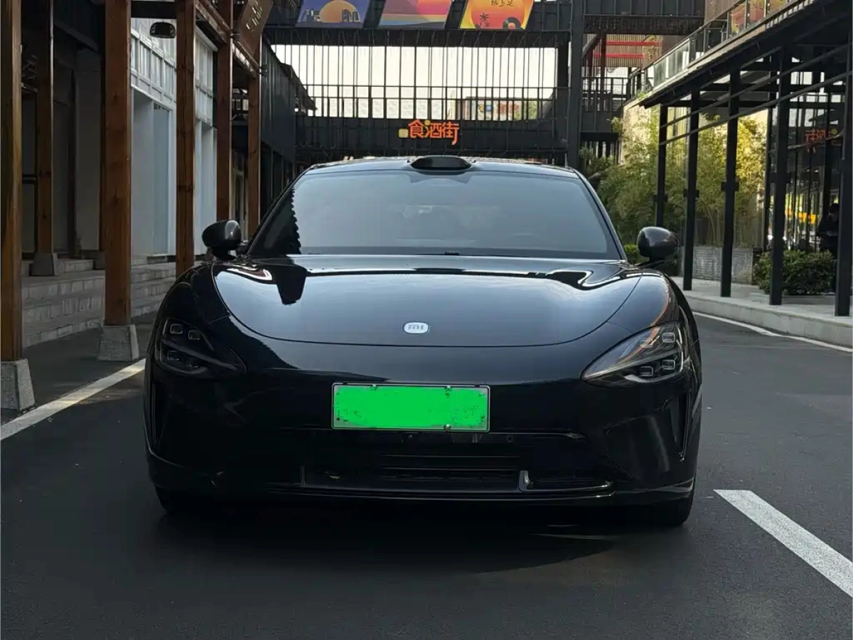 XIAOMI AUTO SU7