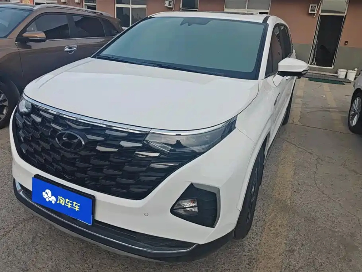 HYUNDAI CUSTO