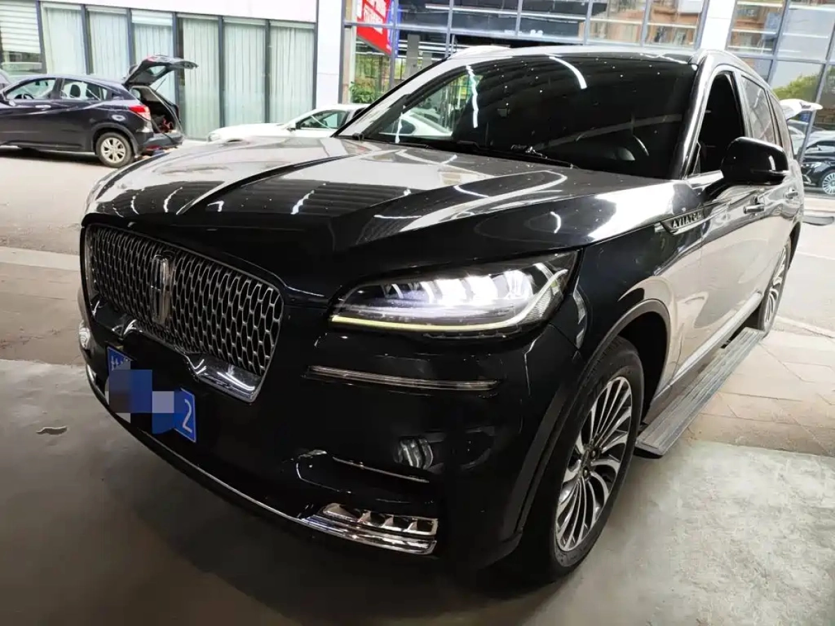 LINCOLN AVIATOR  2021