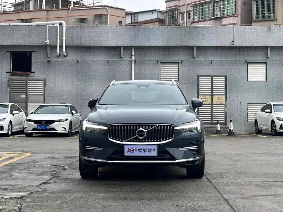 VOLVO XC60