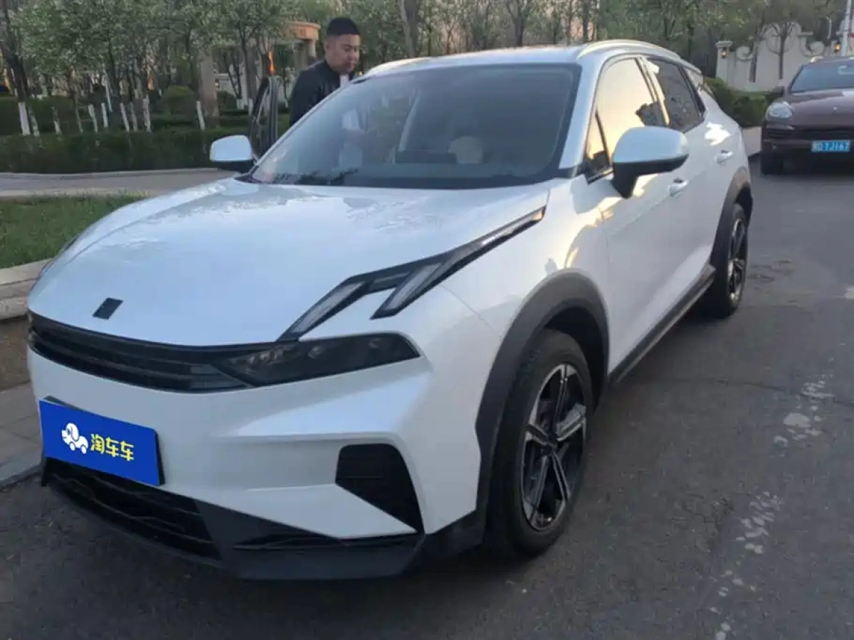 LYNK&CO 06 NEW ENERGY