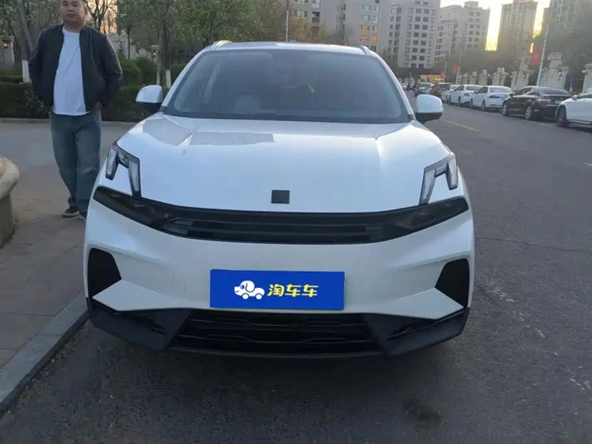 LYNK&CO 06 NEW ENERGY