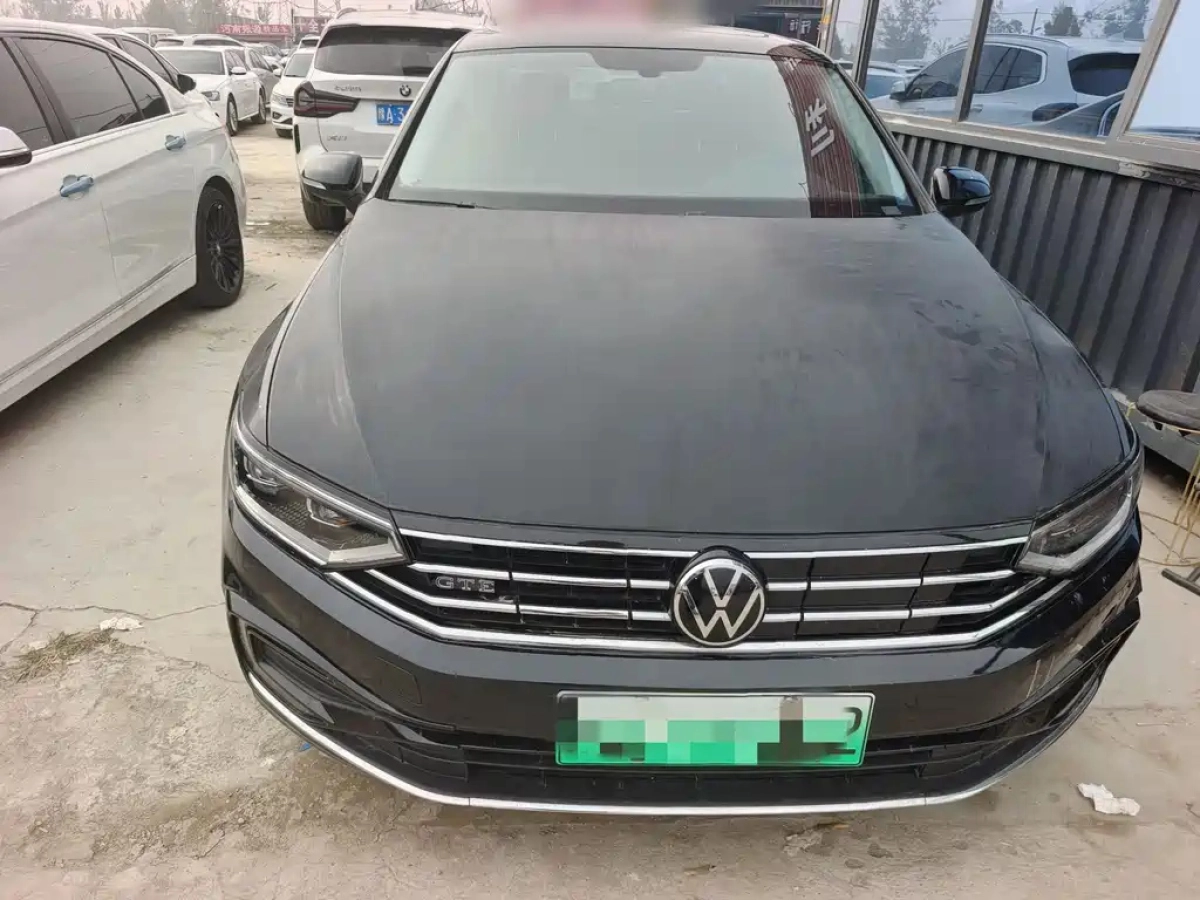 VOLKSWAGEN MAGOTAN GTE PLUG IN HYBRID