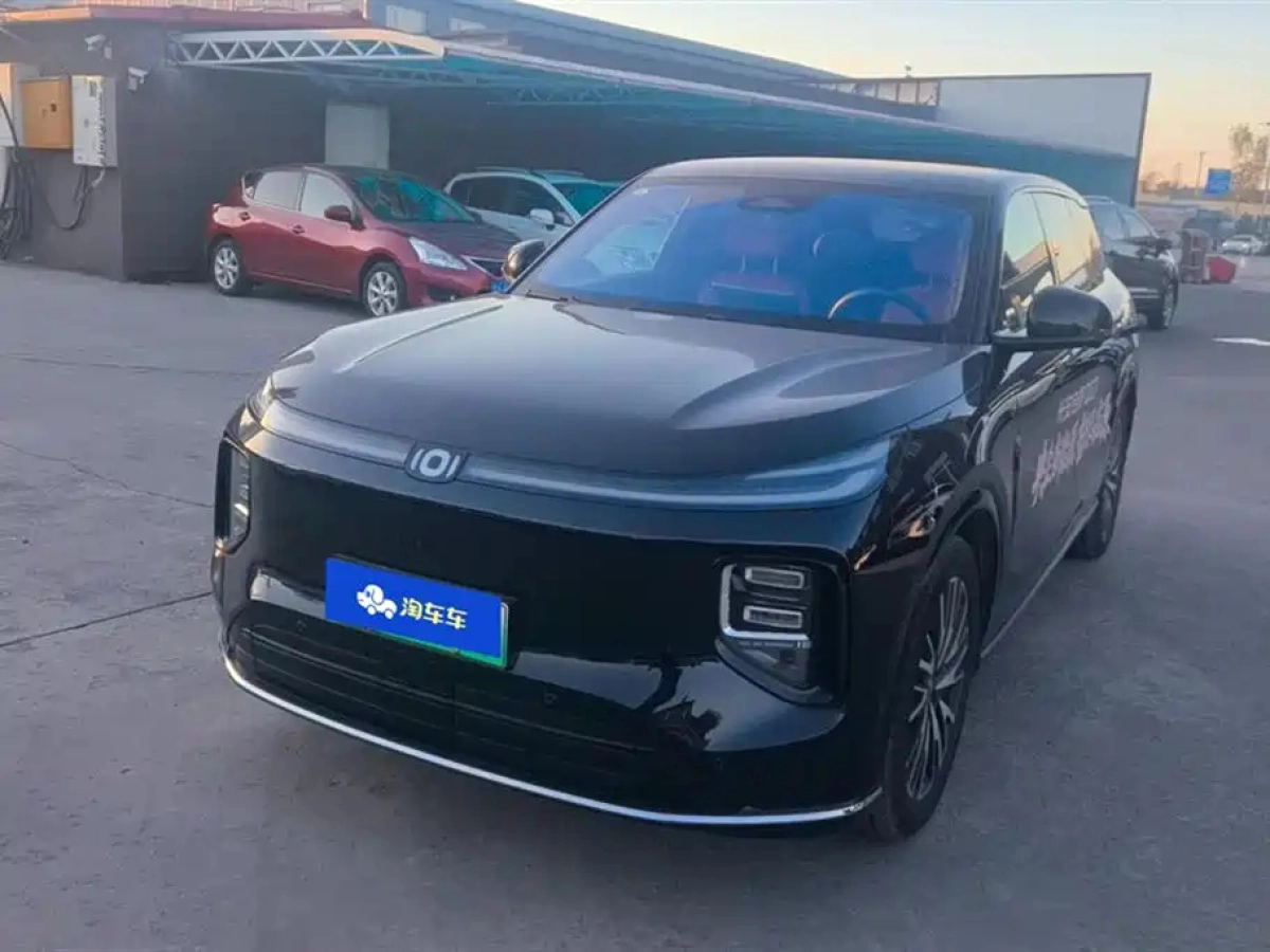 CHANGAN QIYUAN A07  2025