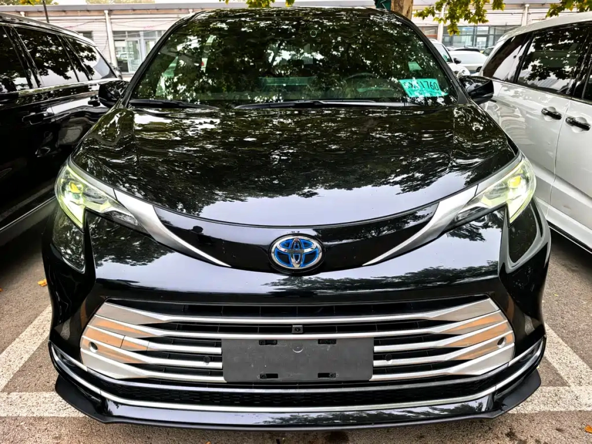 TOYOTA SIENNA SIENNA