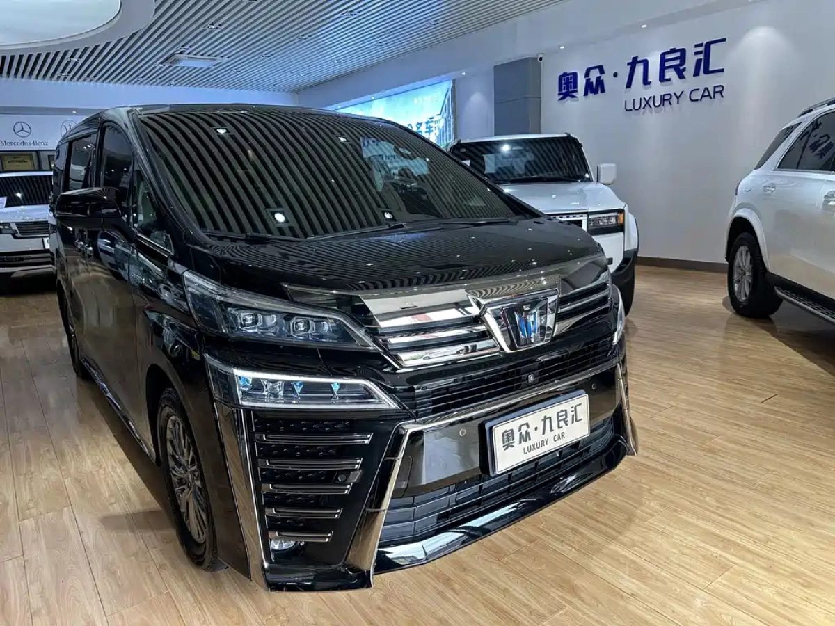TOYOTA VELLFIRE  2022