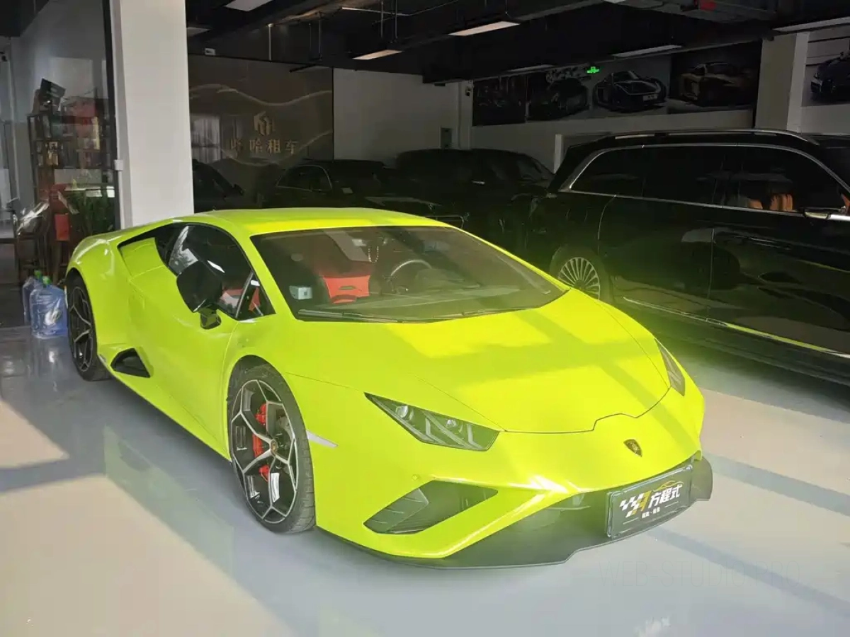 LAMBORGHINI HURACAN