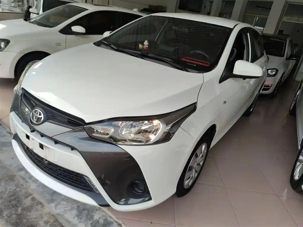 TOYOTA YARIS L DAZZLING  2022