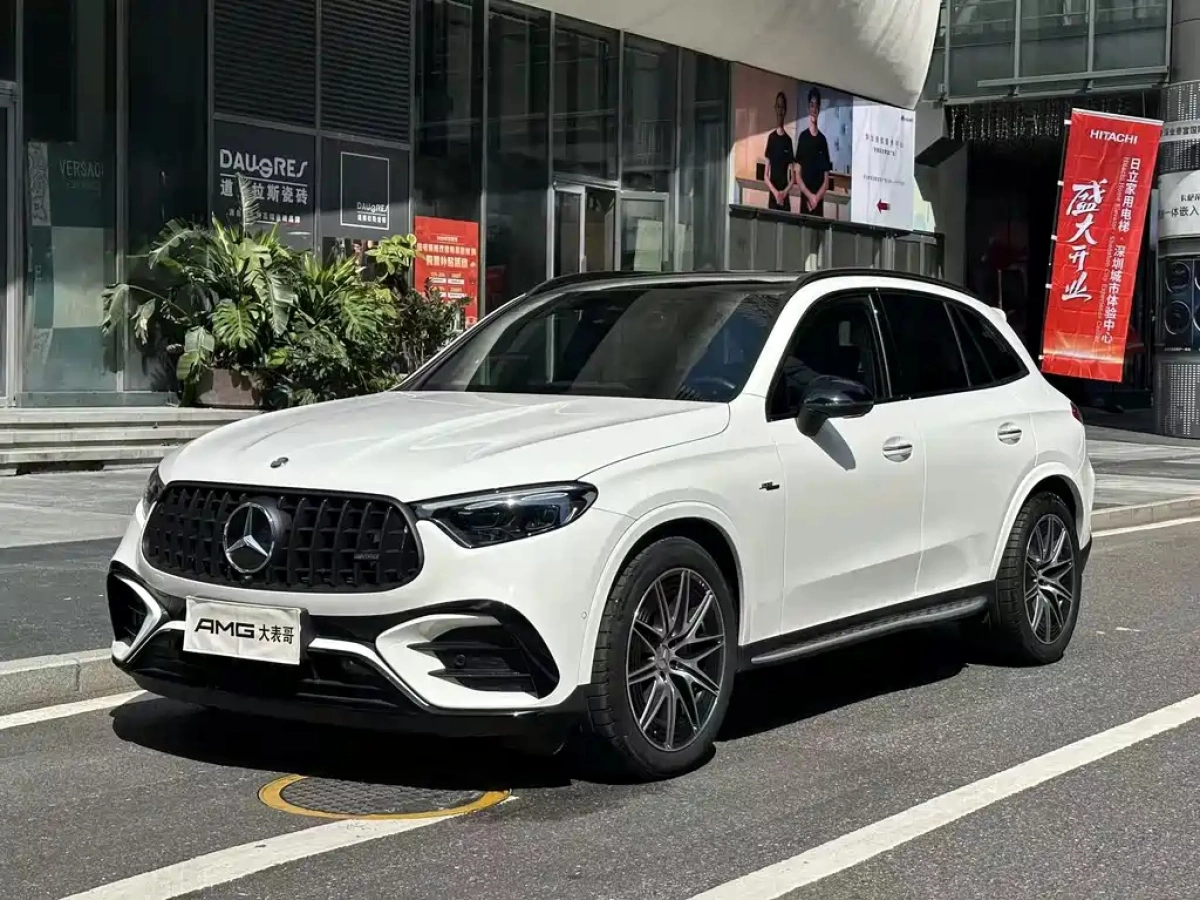 MERCEDES BENZ GLC AMG  2024