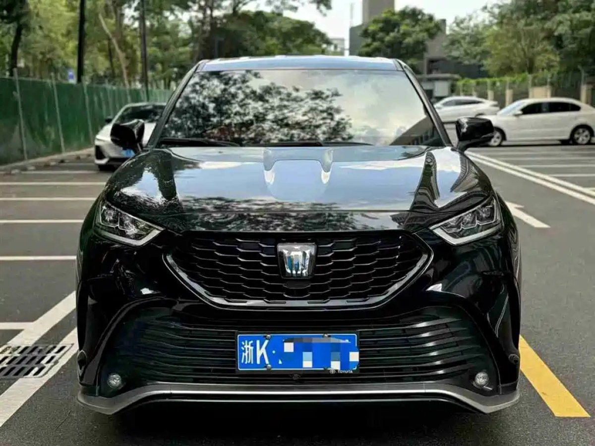 TOYOTA CROWN KLUGER  2021