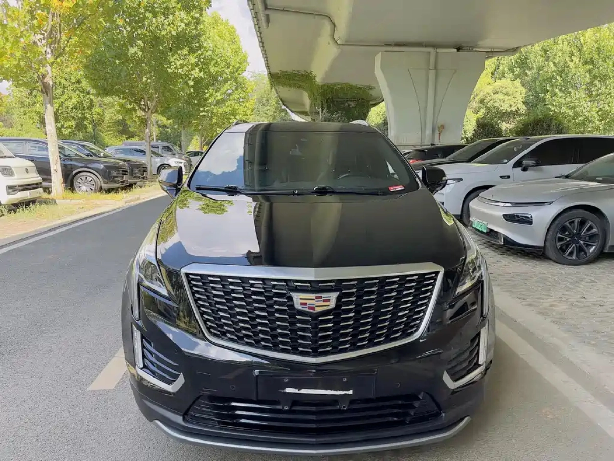 CADILLAC XT5