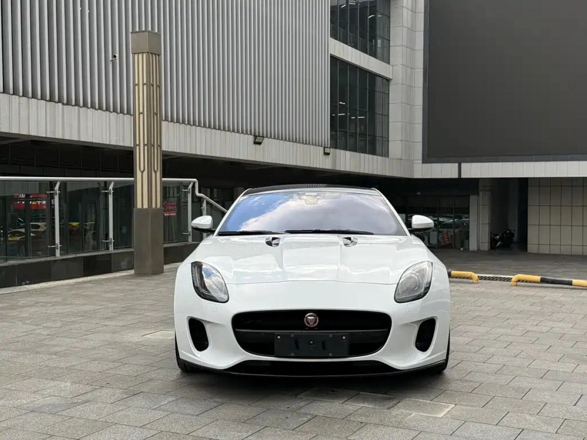 JAGUAR F-TYPE