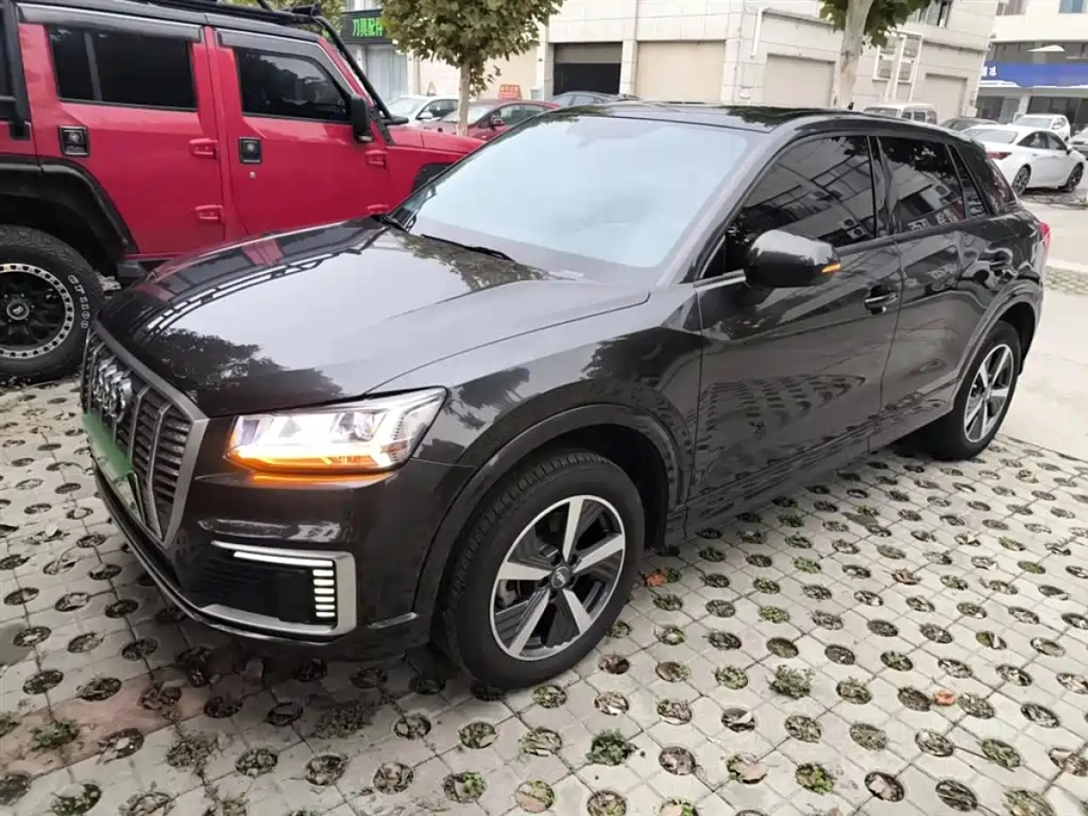 AUDI Q2L E-TRON  2021