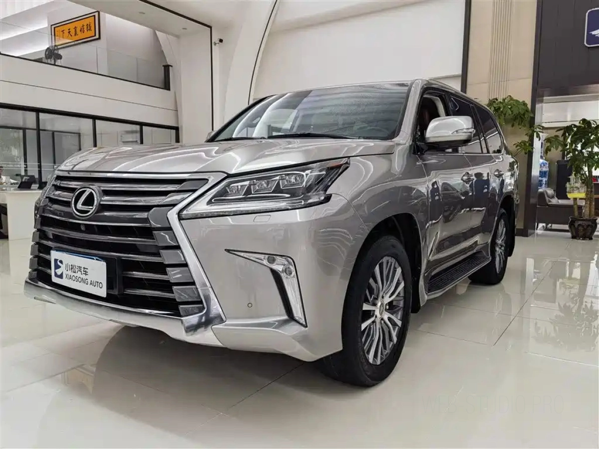 LEXUS LX