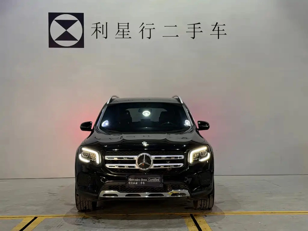 MERCEDES BENZ GLB