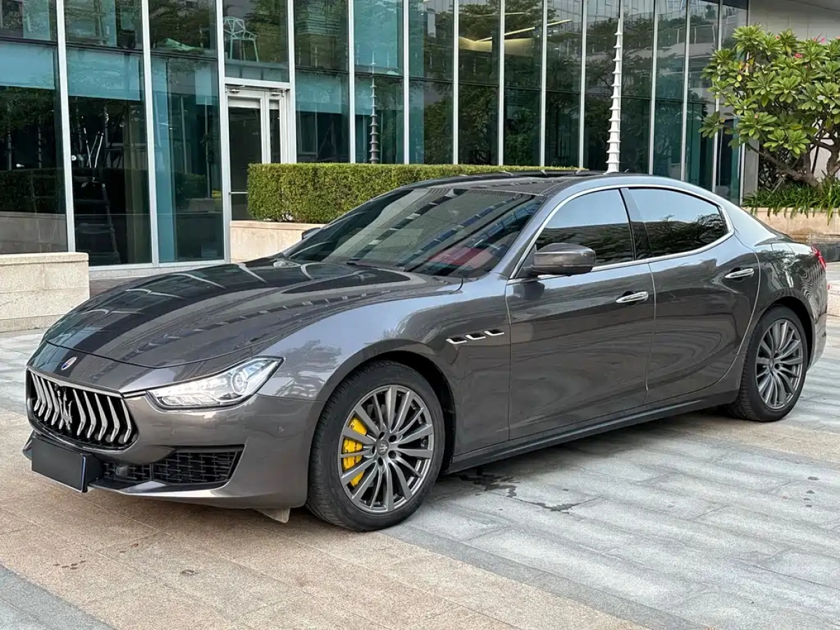 MASERATI GHIBLI