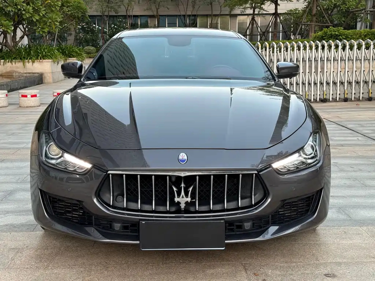 MASERATI GHIBLI