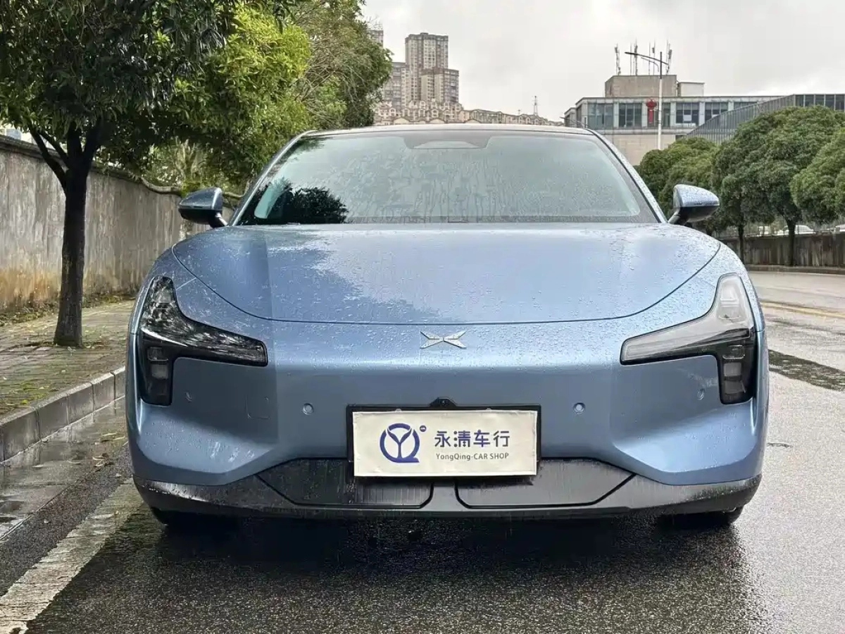 XPENG MOTORS MONA M03