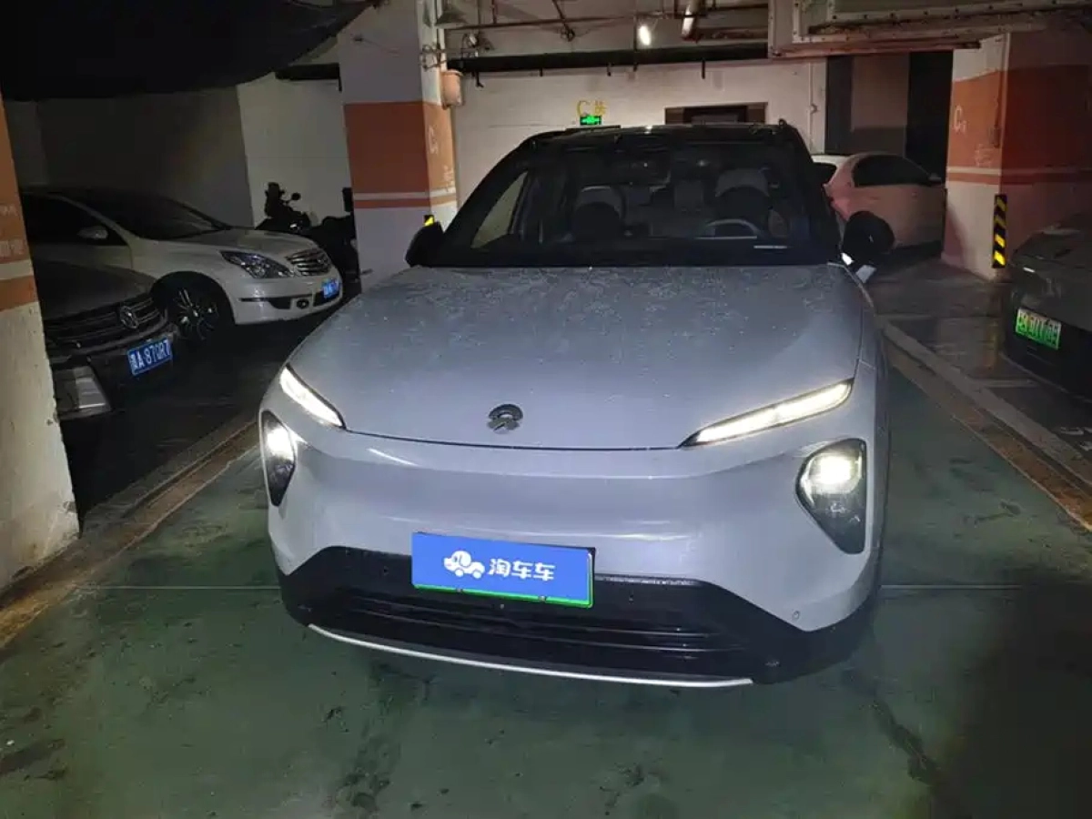 NIO ES7
