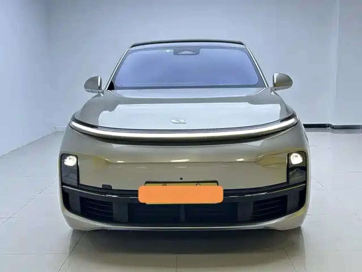 LI AUTO L8