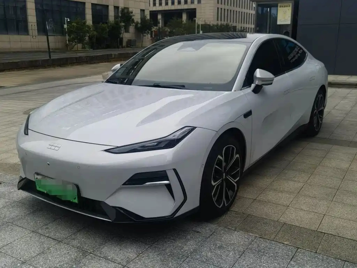 GEELY GALAXY GALAXY E8