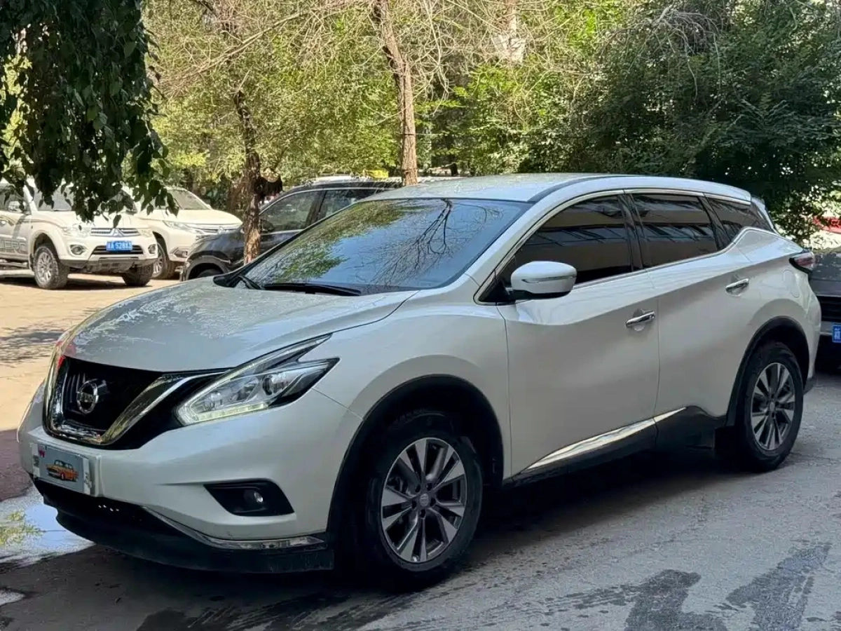 NISSAN MURANO  2023