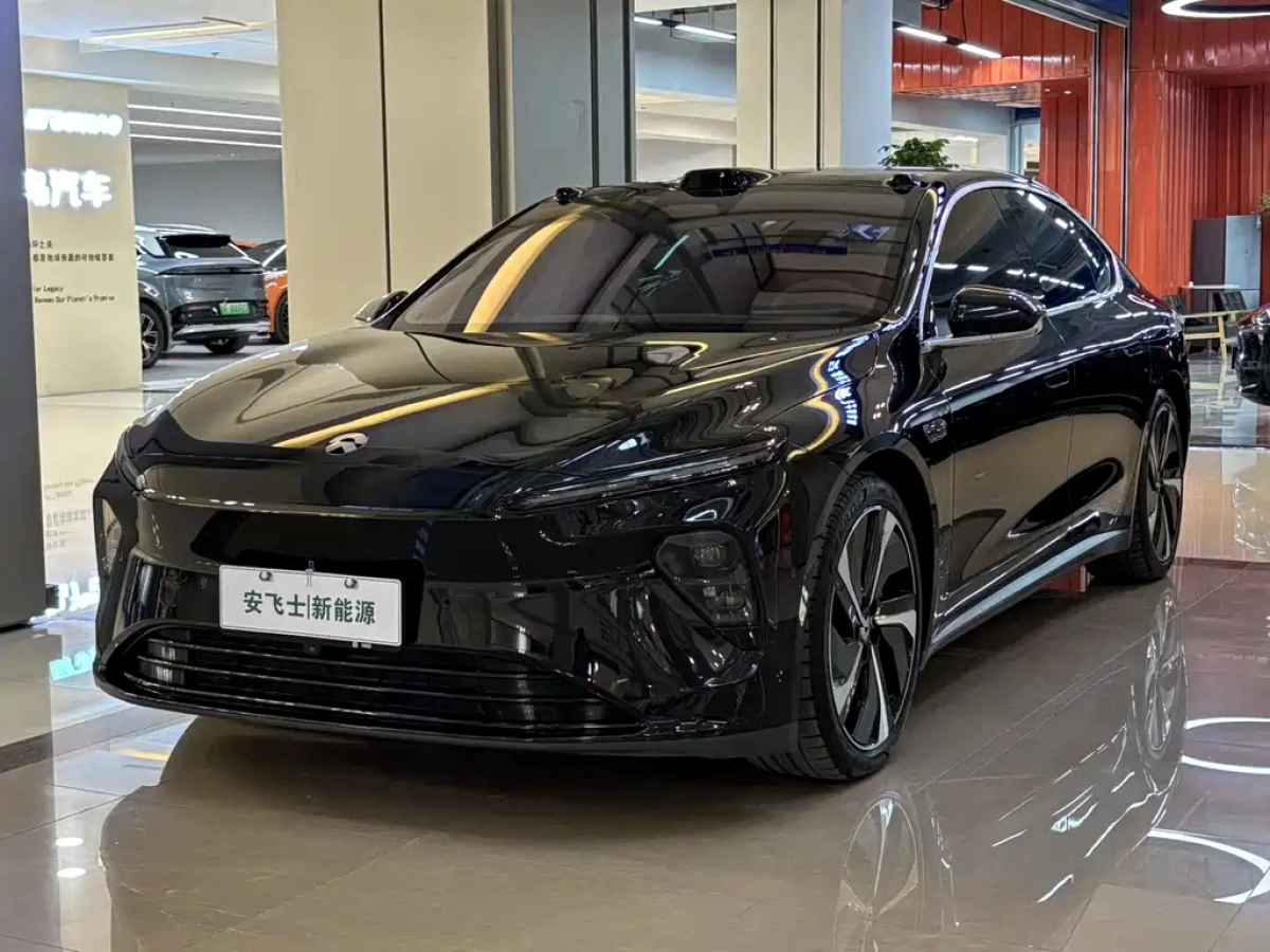 NIO ET7