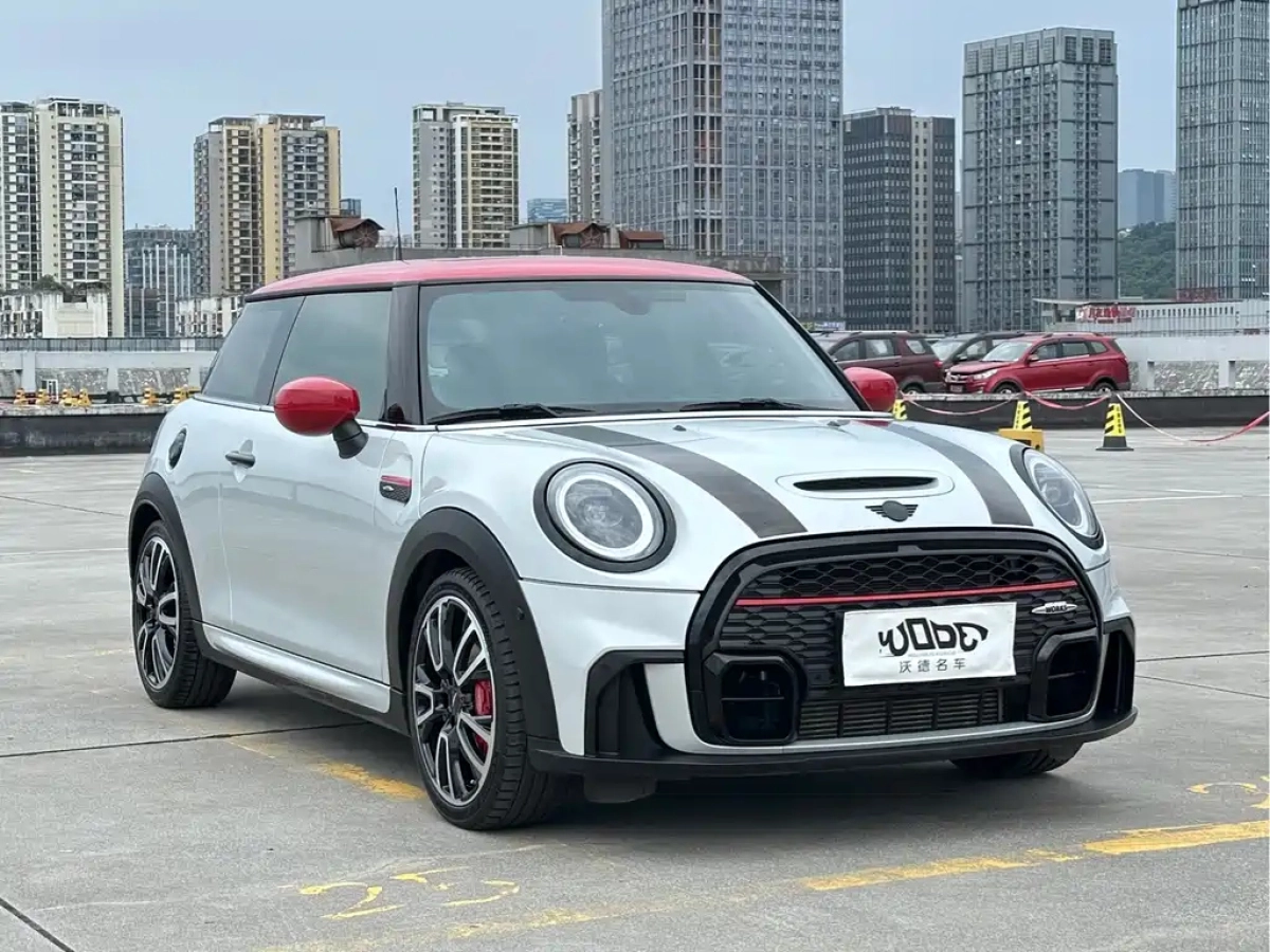 MINI JCW