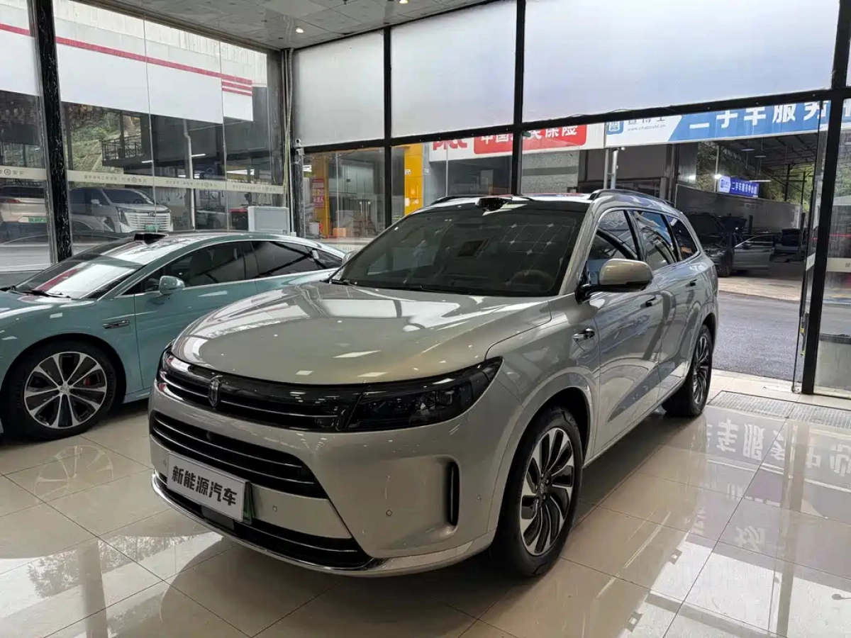 HUAWEI HARMON AITO M7  2024