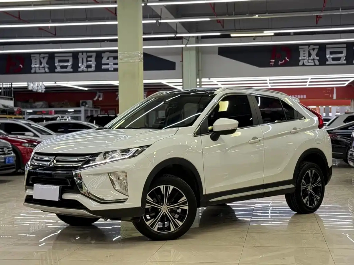 MITSUBISHI ECLIPSE CROSS  2020