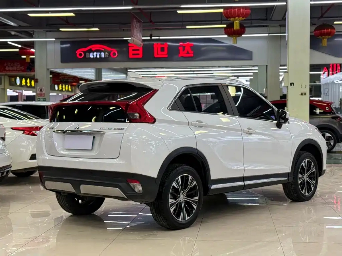 MITSUBISHI ECLIPSE CROSS