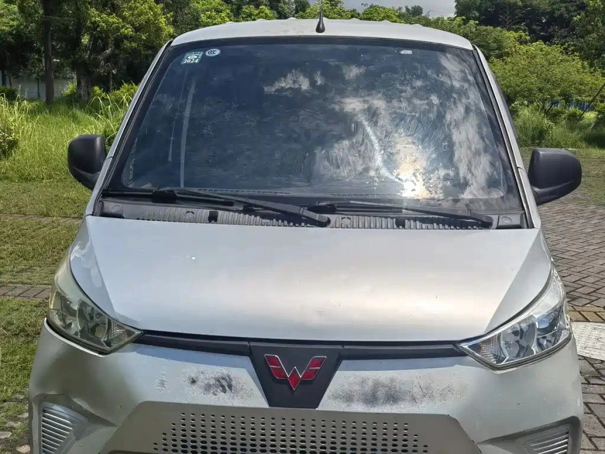 SGMW WULING EV50