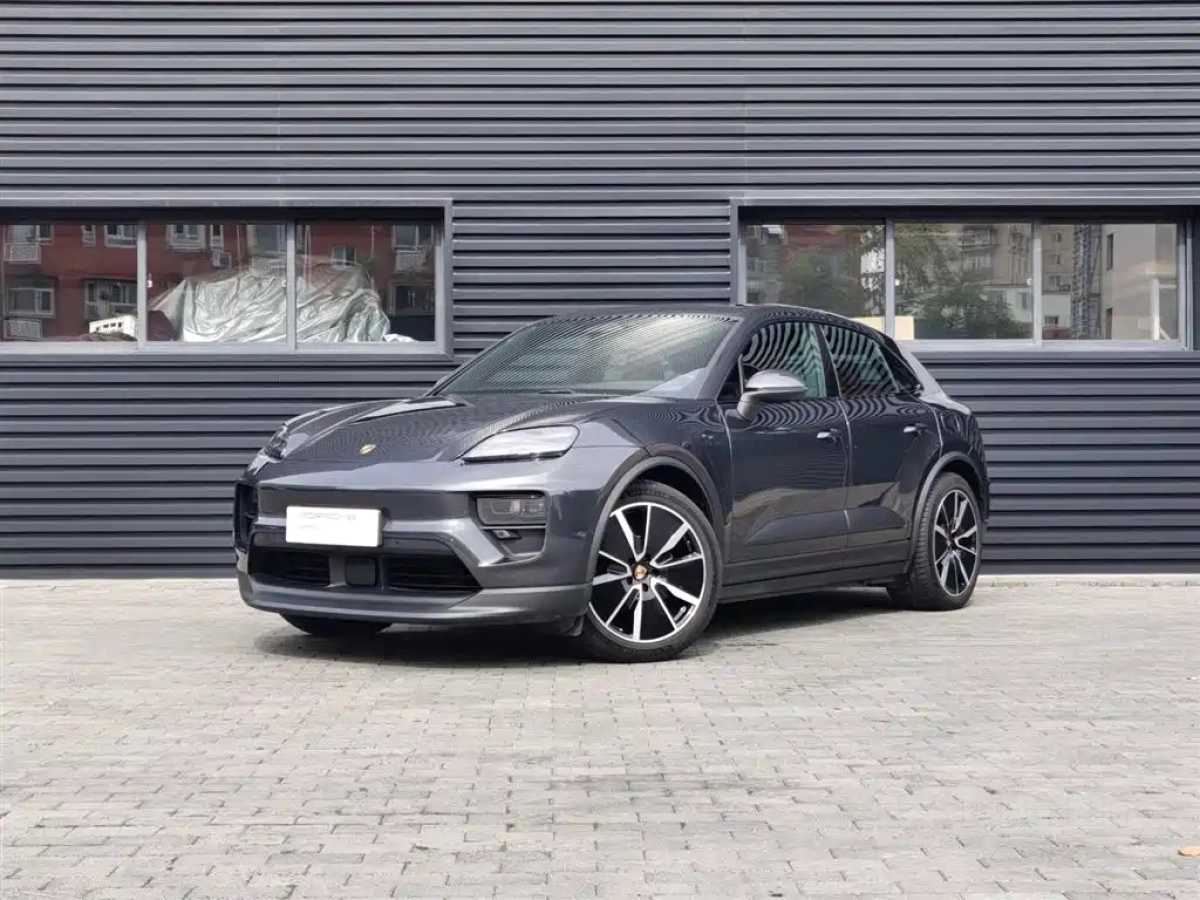 PORSCHE MACAN NEW ENERGY  2024