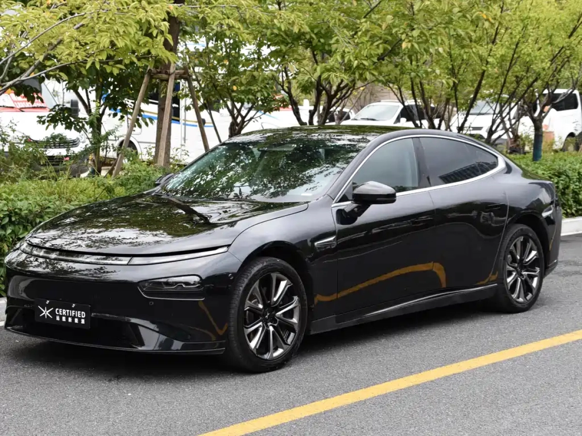 XPENG MOTORS P7  2021