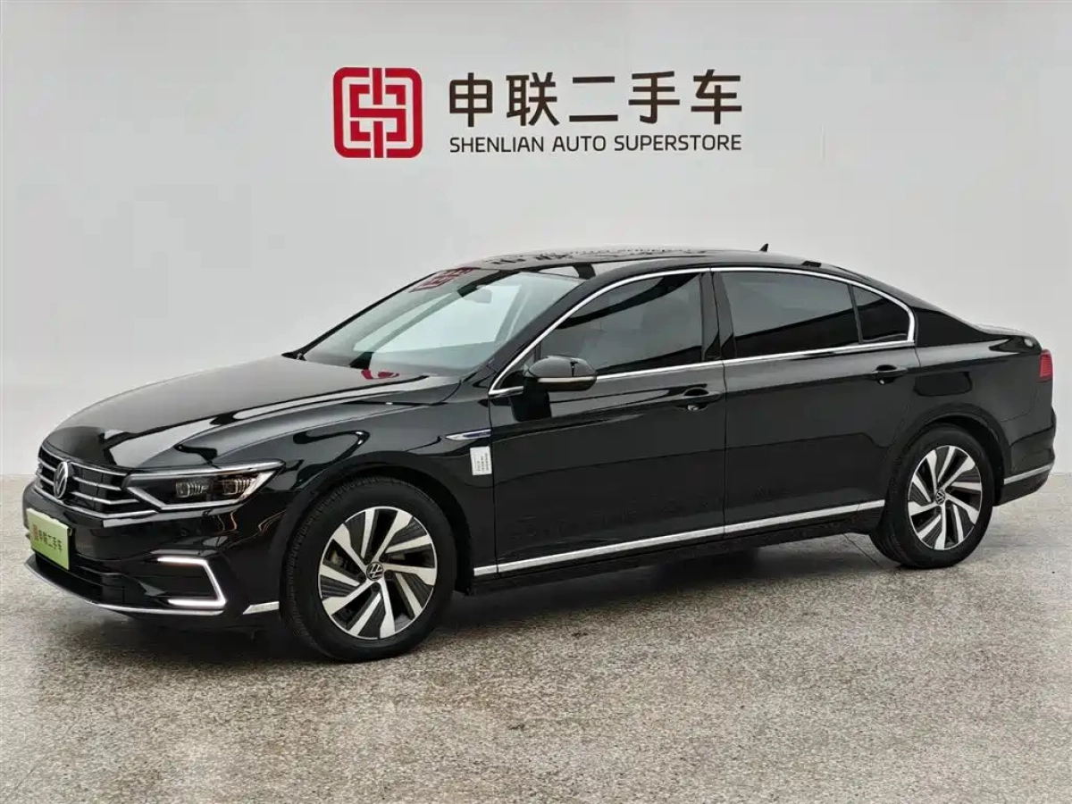 VOLKSWAGEN MAGOTAN GTE PLUG IN HYBRID